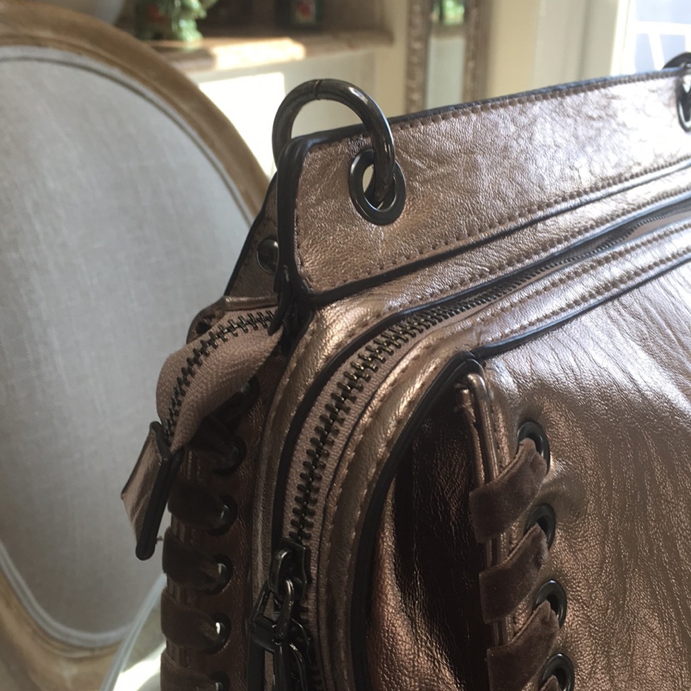 Gold bag - Picture 3 of 3